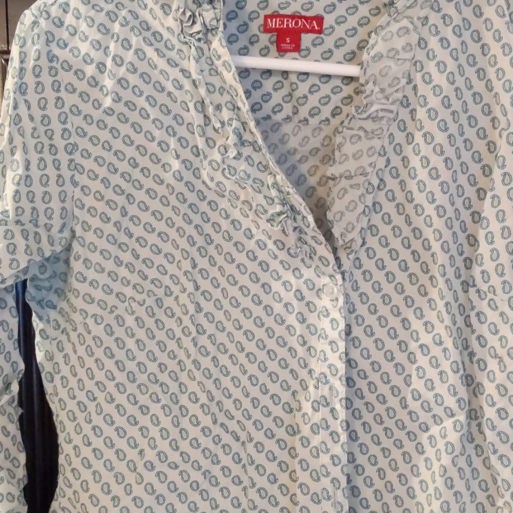 Merona button down shirt